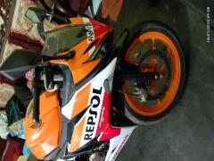 HONDA CBR 150R